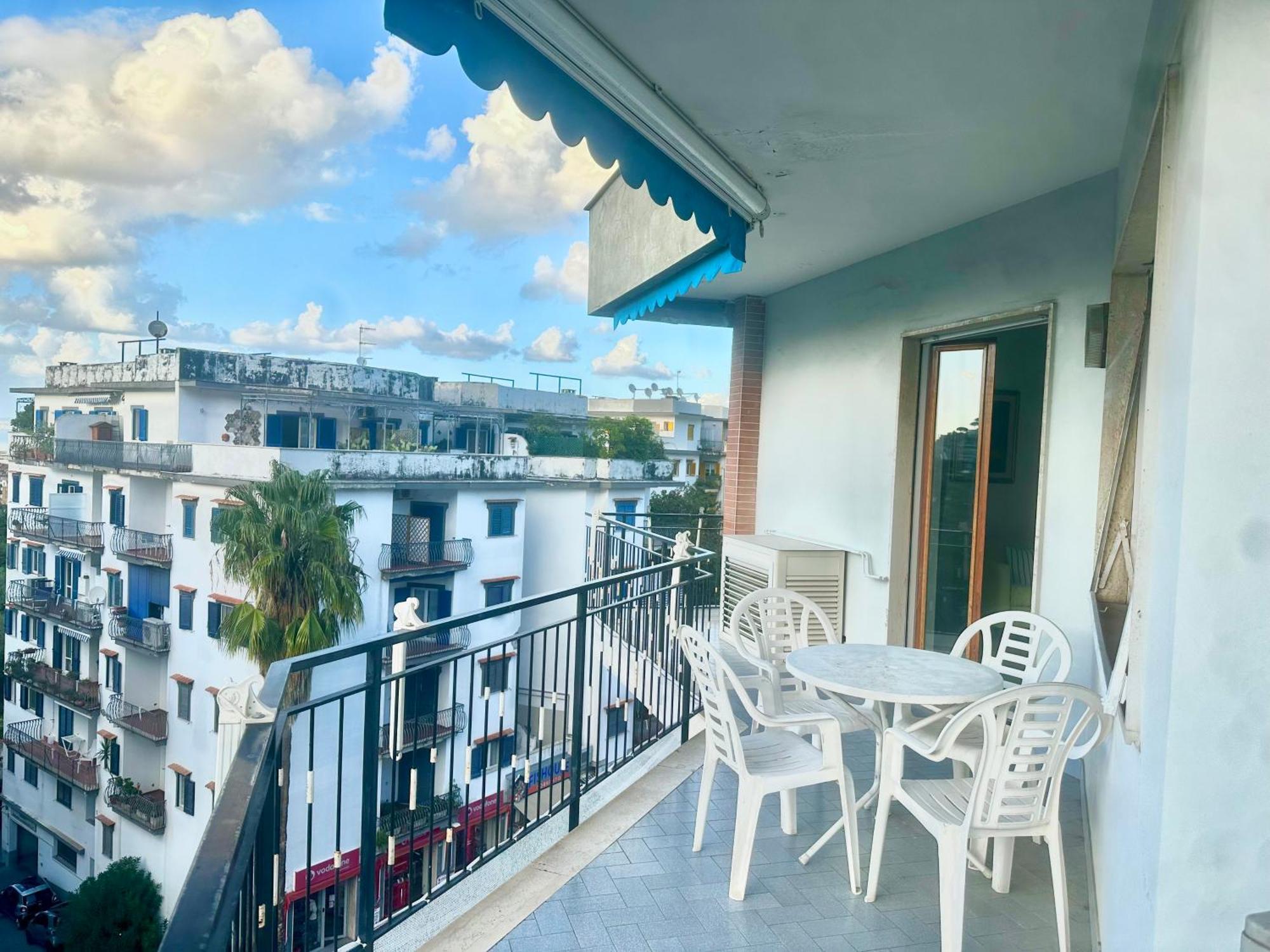 Roof And Sky Sorrento Center Suite Esterno foto